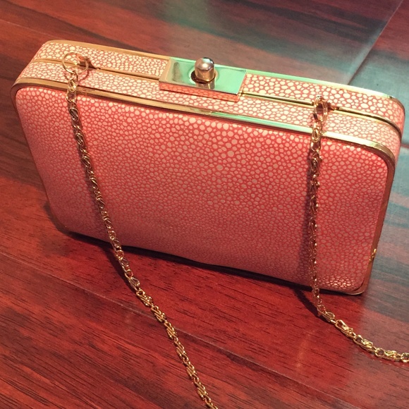 J McLaughlin Kingston Clutch - Picture 2 of 3